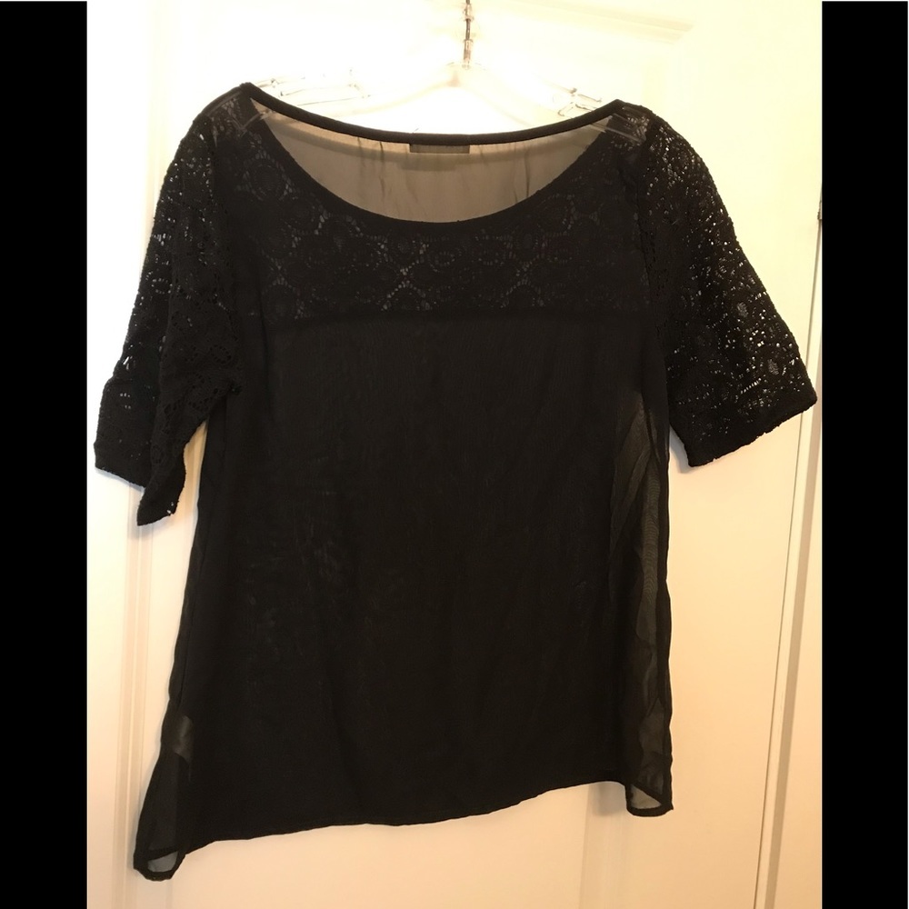 𝅺Everly Top - Picture 2 of 5